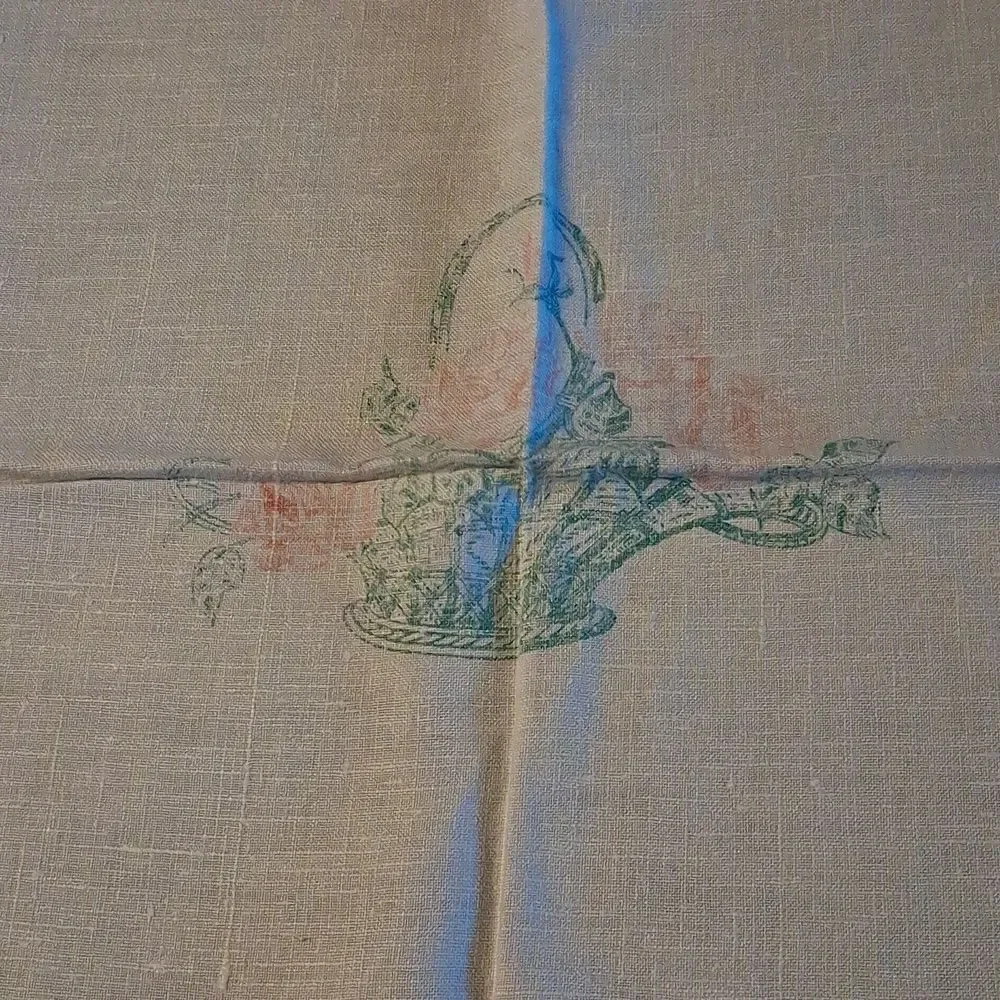 Source Unknown vintage linen